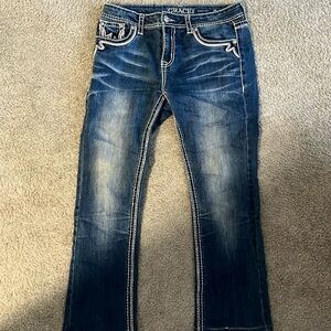 Great pair of Grace in LA jeans. Easy fit.